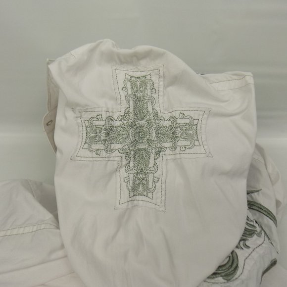 Roar Men's Embroidered Crest Design Button Front Collared Shirt Size Small - Picture 8 of 11